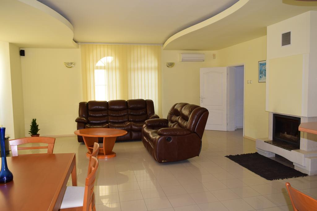 Hotel Eva Ράβντα Εξωτερικό φωτογραφία