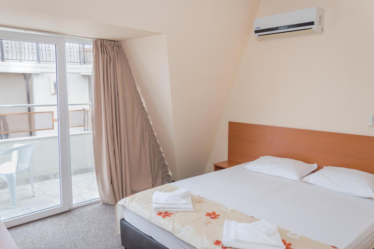 Hotel Eva Ράβντα Εξωτερικό φωτογραφία