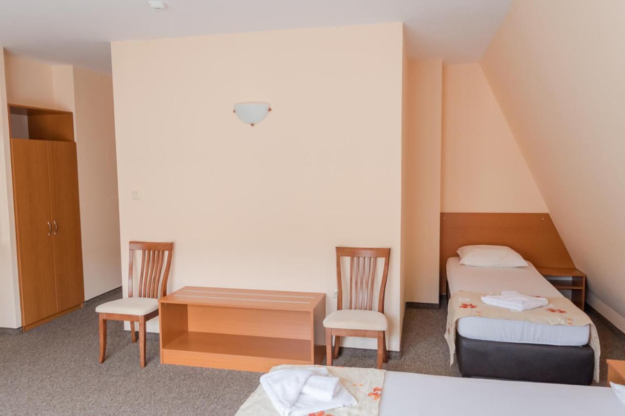 Hotel Eva Ράβντα Εξωτερικό φωτογραφία