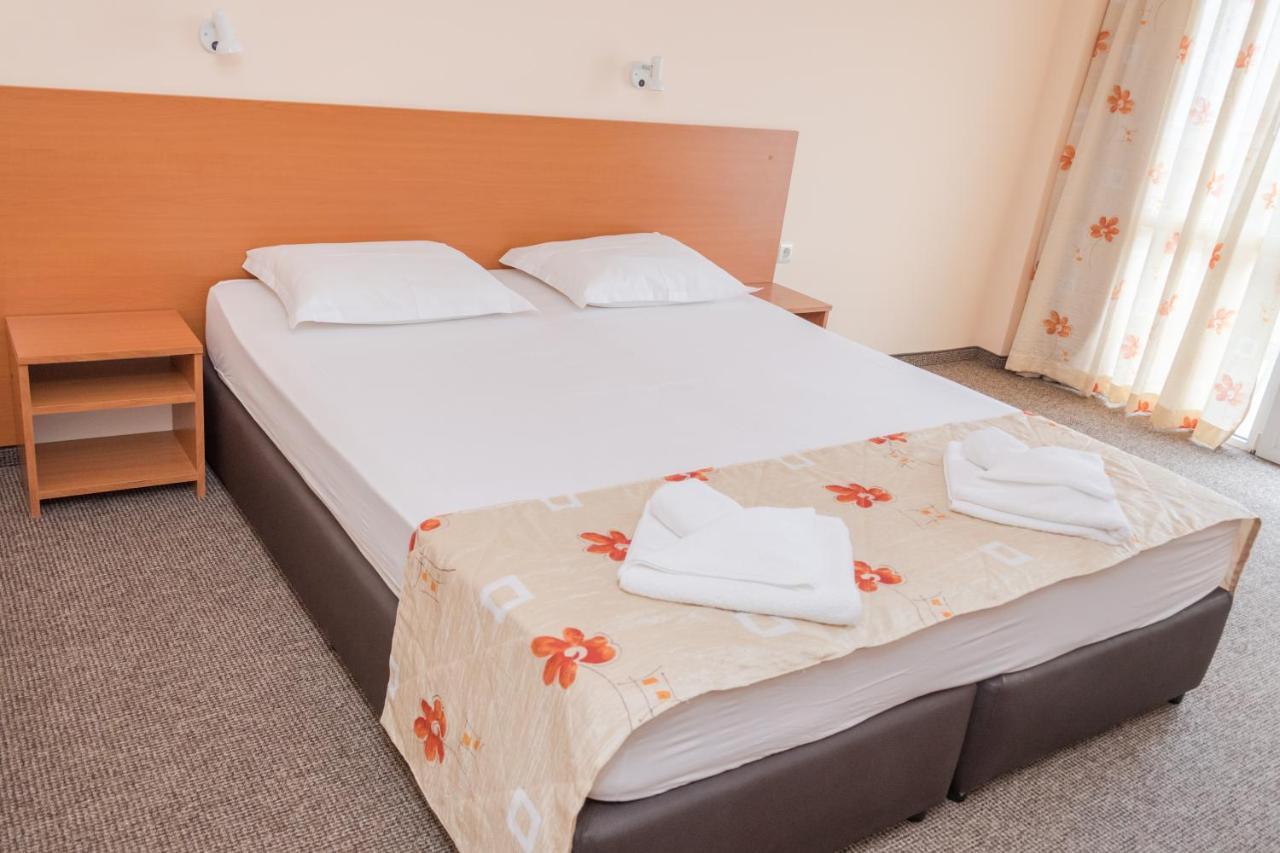 Hotel Eva Ράβντα Εξωτερικό φωτογραφία