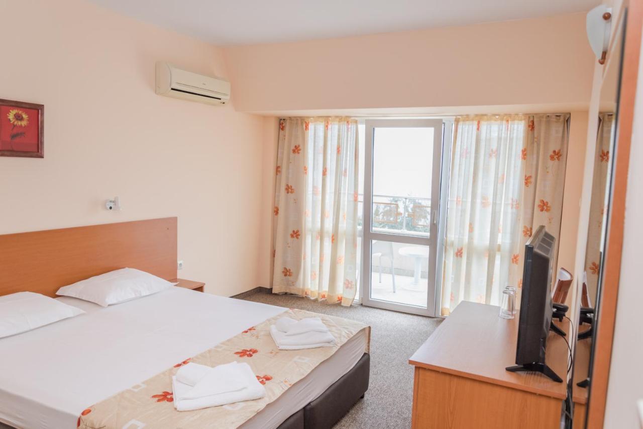 Hotel Eva Ράβντα Εξωτερικό φωτογραφία