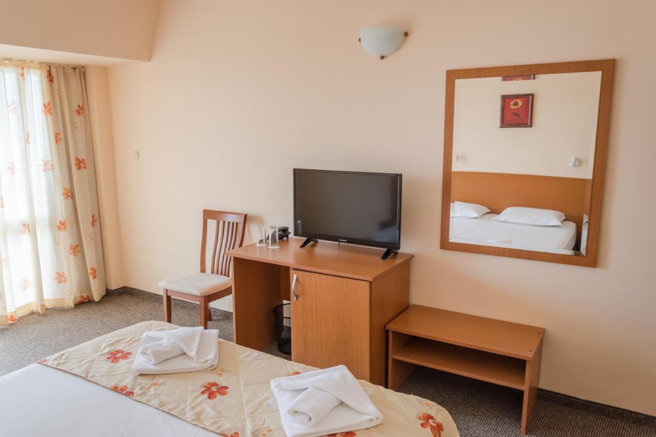 Hotel Eva Ράβντα Εξωτερικό φωτογραφία