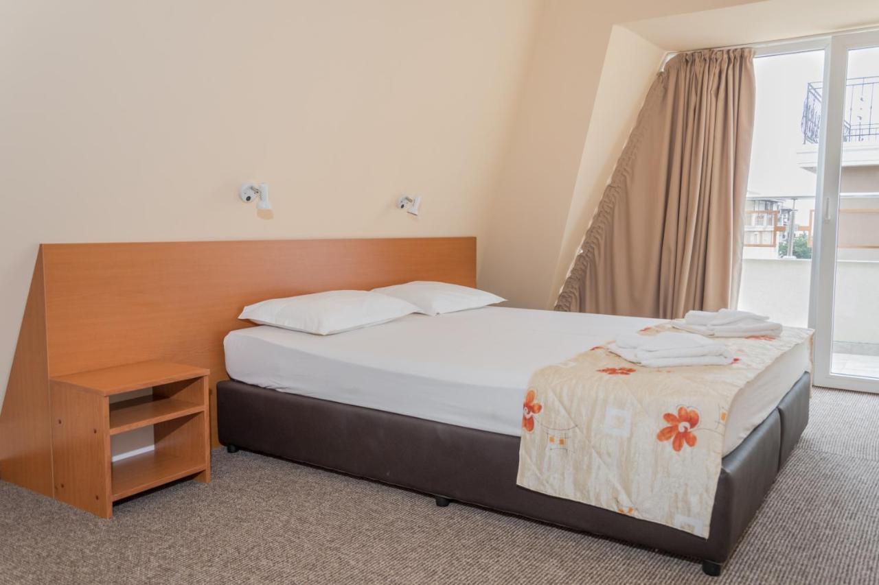 Hotel Eva Ράβντα Εξωτερικό φωτογραφία