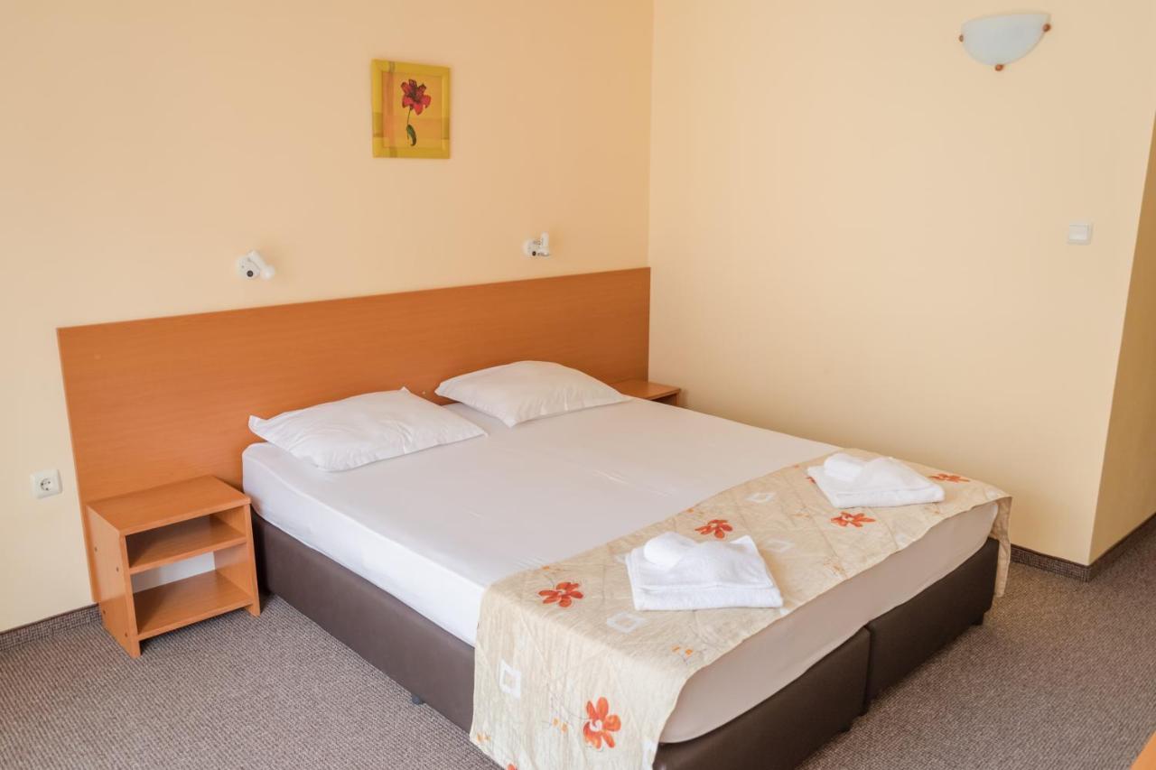 Hotel Eva Ράβντα Εξωτερικό φωτογραφία