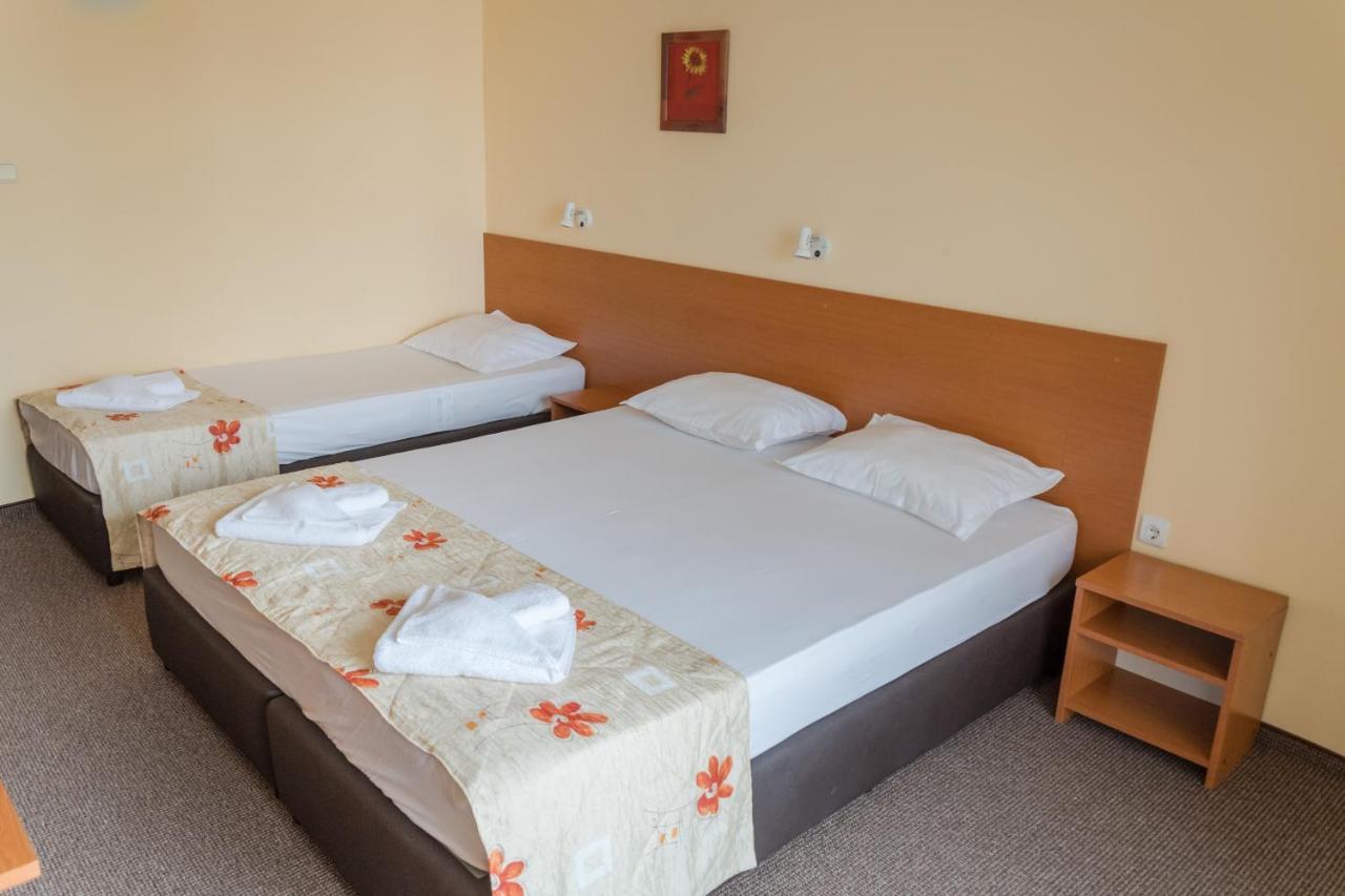 Hotel Eva Ράβντα Εξωτερικό φωτογραφία