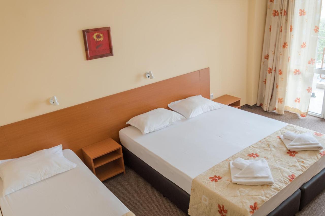 Hotel Eva Ράβντα Εξωτερικό φωτογραφία