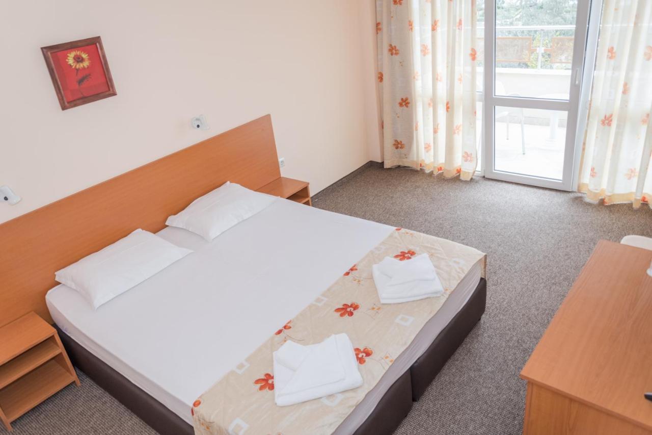 Hotel Eva Ράβντα Εξωτερικό φωτογραφία